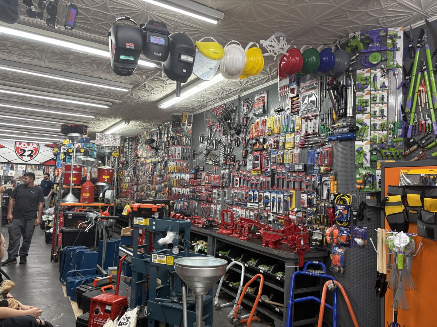 How to Choose a Cleaning-Supplies Wholesale Model in Brazil
